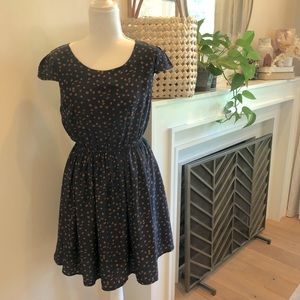 Ya Baby Cap Sleeve Dress in Navy with Orange Dot Pattern - Size S